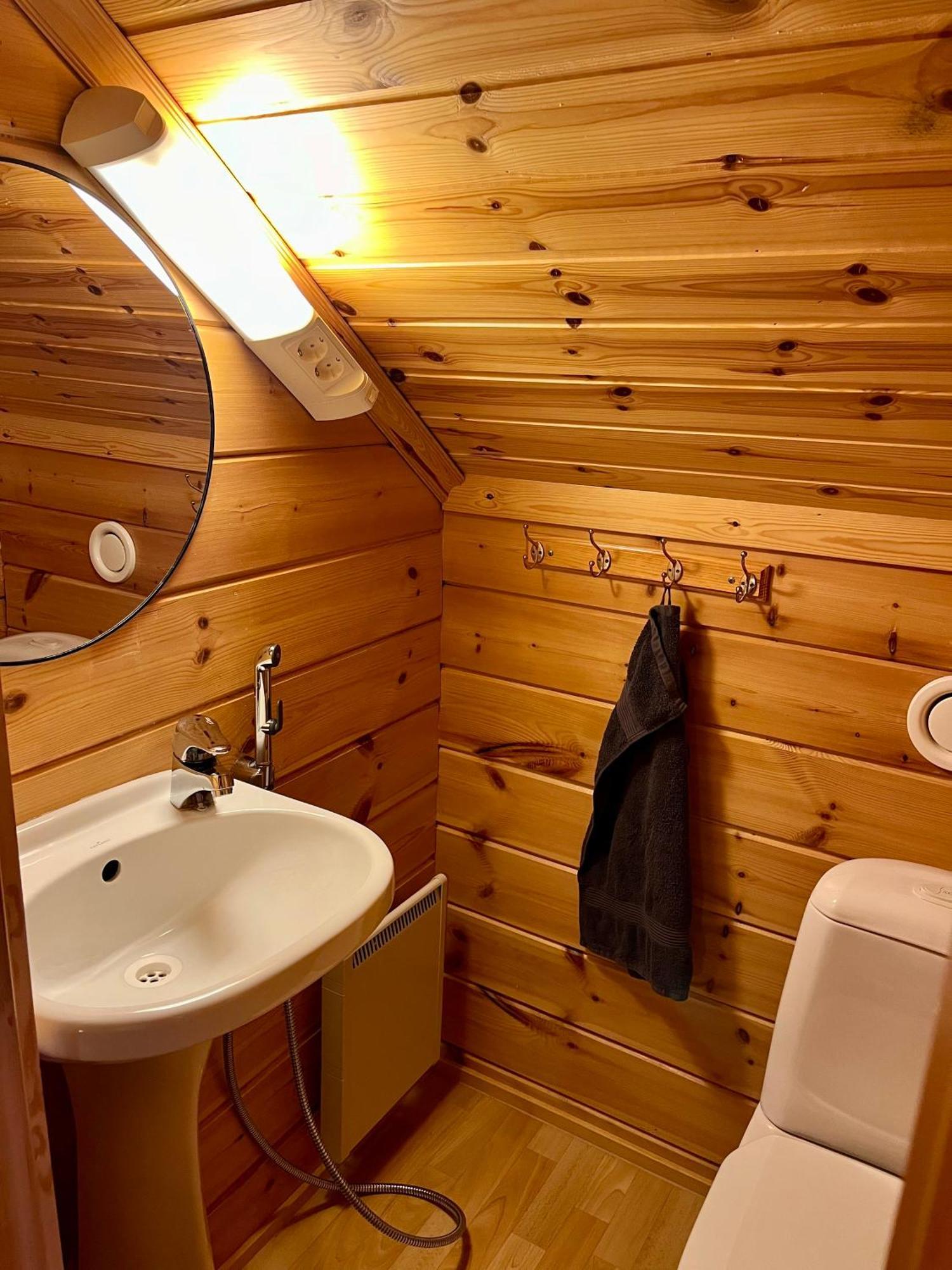 Log Cottages In 10 Min From Santa Claus Village-Sauna&Freeparking ロヴァニエミ エクステリア 写真